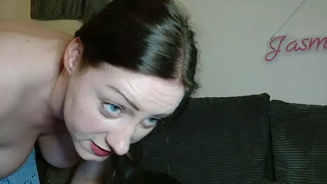 Jasmin-White online show from 03-12-26, 06:47