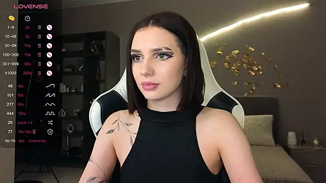 ammy cummy online show from 11-10-25, 09:19