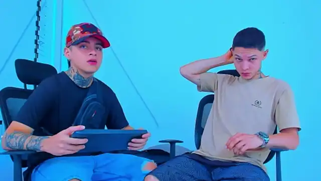 Snapshot of HOT_boy2025 chatting on 11-05-25, 06:08 HOT boy2025 online show from 11-05-25, 06:08