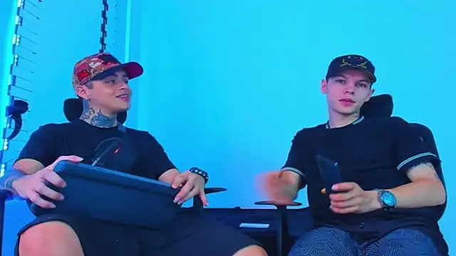 Snapshot of HOT_boy2025 chatting on 12-05-25, 12:47 HOT boy2025 online show from 12-05-25, 12:47