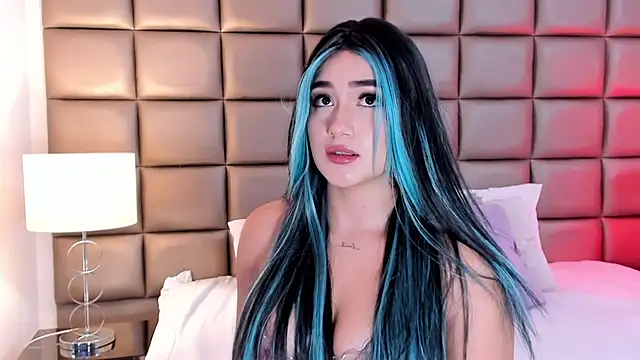 AnnyHizzle online show from 02-09-25, 09:39