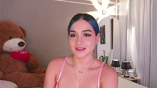 AnnyHizzle online show from 11-03-25, 02:57