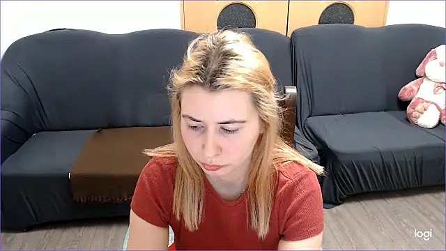 VioletaFlower7 online show from 03-17-25, 04:43