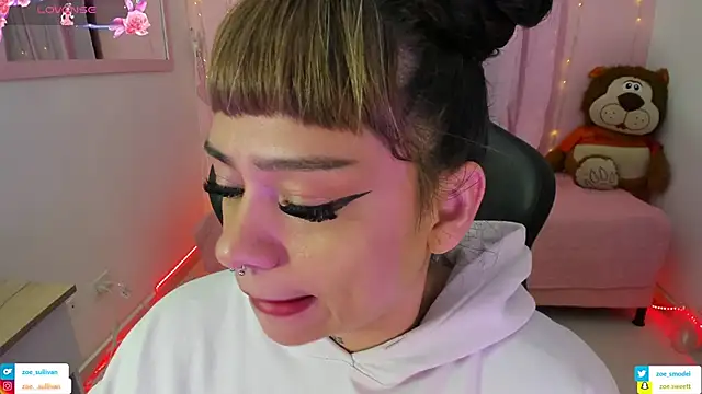 zoesullivan online show from 11-07-25, 09:53