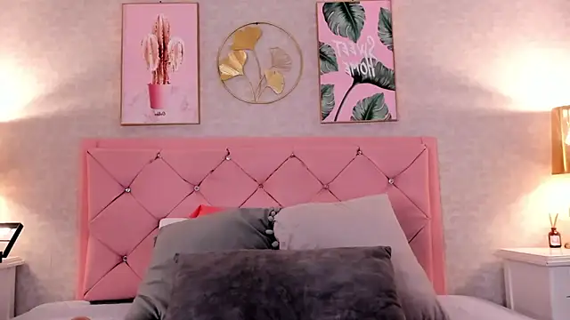 Snapshot of Ginger_Violetta_ chatting on 01-18-25, 07:37 Ginger Violetta online show from 01-18-25, 07:37