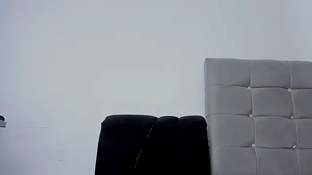 Snapshot of Ladysexy_hot19 chatting on 01-17-25, 02:08 Ladysexy hot19 online show from 01-17-25, 02:08