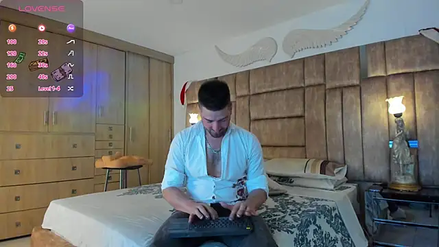 petterwilly1 online show from 01-08-25, 04:11