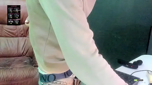 Snapshot of savage_daddyy chatting on 02-28-25, 04:31 savage daddyy online show from 02-28-25, 04:31