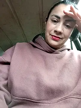 Snapshot of XGabrielaXX chatting on 10-03-25, 11:29 XGabrielaXX online show from 10-03-25, 11:29