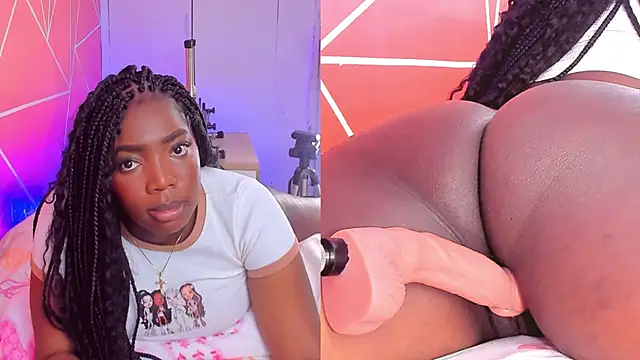 zoeethompson cm online show from 11-04-25, 11:09