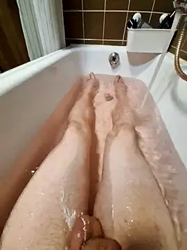 Snapshot of Bozok1906 chatting on 11-04-25, 06:18 Bozok1906 online show from 11-04-25, 06:18