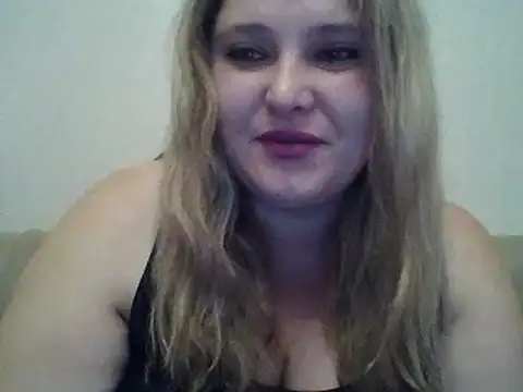 Snapshot of ParisMimi chatting on 11-17-25, 07:25 ParisMimi online show from 11-17-25, 07:25