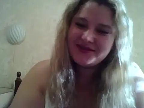 Snapshot of ParisMimi chatting on 11-24-25, 08:25 ParisMimi online show from 11-24-25, 08:25