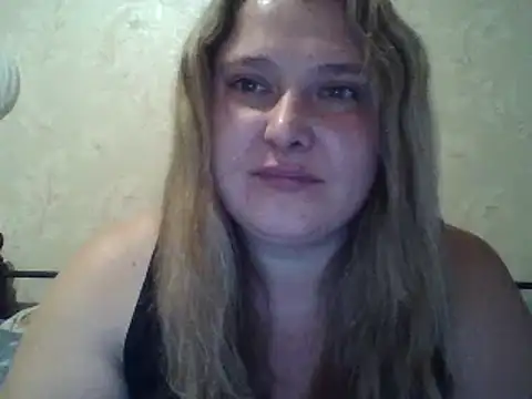 Snapshot of ParisMimi chatting on 12-04-25, 11:52 ParisMimi online show from 12-04-25, 11:52