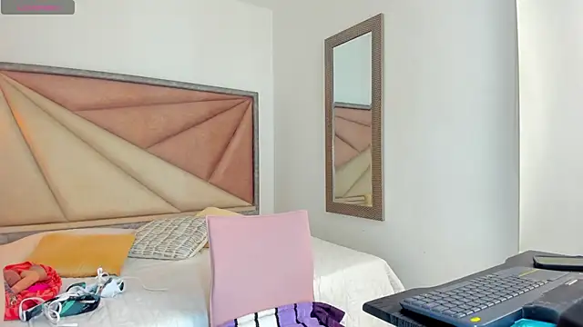 BarbaraKnox  online show from 09-14-25, 11:48