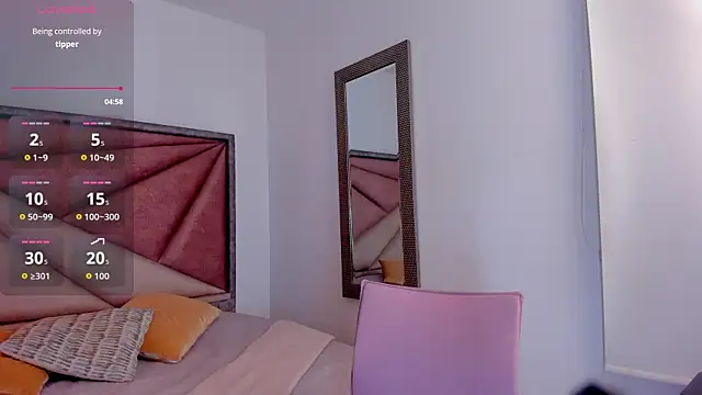 BarbaraKnox  online show from 11-12-25, 12:11