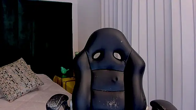 Snapshot of BarbaraKnox_ chatting on 02-27-26, 06:41 BarbaraKnox online show from 02-27-26, 06:41