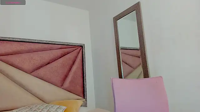 BarbaraKnox  online show from 04-24-26, 12:18