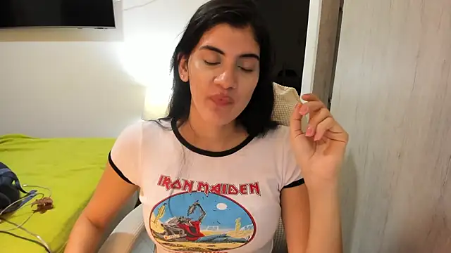 misstoya online show from 10-25-25, 12:07