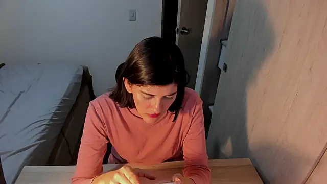 misstoya online show from 04-10-26, 09:52