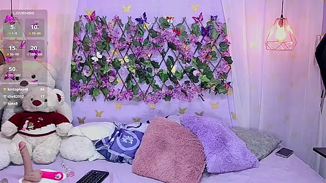 Snapshot of bigboobsrose1 chatting on 03-13-25, 07:09 bigboobsrose1 online show from 03-13-25, 07:09