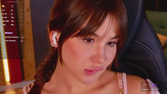 EmiliaDreams online show from 10-09-25, 04:16