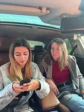 Snapshot of Jasmine_urPrincess chatting on 10-11-25, 07:29 Jasmine urPrincess online show from 10-11-25, 07:29