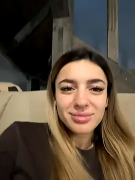 Snapshot of Jasmine_urPrincess chatting on 11-21-25, 05:39 Jasmine urPrincess online show from 11-21-25, 05:39