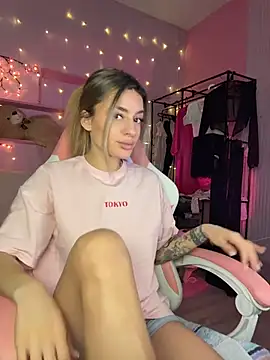 Snapshot of Jasmine_urPrincess chatting on 03-13-26, 05:36 Jasmine urPrincess online show from 03-13-26, 05:36