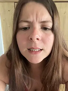 Nina blain online show from 05-05-26, 10:34