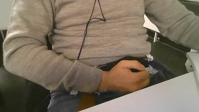 HornyBoy  2004 online show from 02-26-25, 06:54