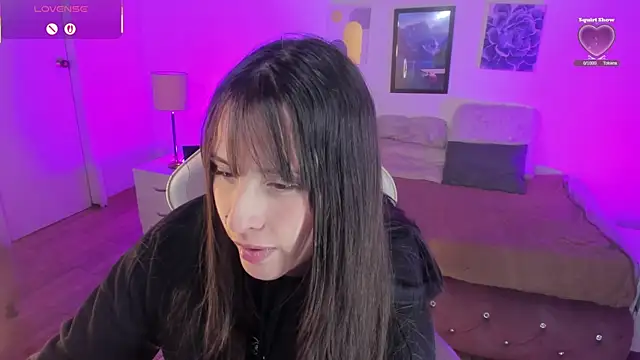Snapshot of Violeta_dss chatting on 09-19-25, 02:29 Violeta dss online show from 09-19-25, 02:29