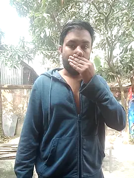 Snapshot of zakly69 chatting on 02-02-26, 04:11 zakly69 online show from 02-02-26, 04:11