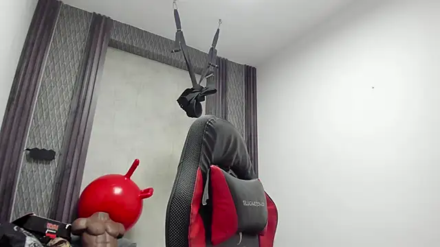 selene red  online show from 02-18-26, 12:28