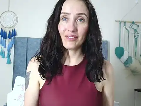 IberianMoonMK online show from 09-11-25, 05:13