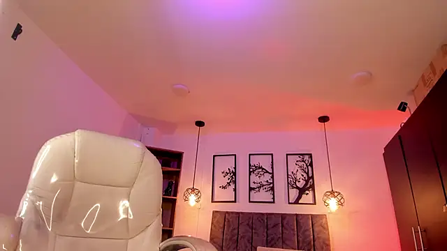 Snapshot of Abigaiil__ds chatting on 01-20-25, 11:21 Abigaiil ds online show from 01-20-25, 11:21