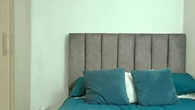 Snapshot of karina_lewis_ chatting on 06-05-26, 05:14 karina lewis online show from 06-05-26, 05:14