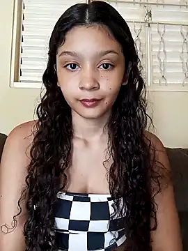 Snapshot of heleny901 chatting on 01-27-25, 08:28 heleny901 online show from 01-27-25, 08:28