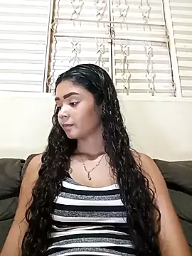 Snapshot of heleny901 chatting on 03-17-25, 11:00 heleny901 online show from 03-17-25, 11:00