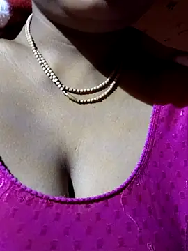 Snapshot of DARK_WINE_ chatting on 11-10-25, 10:42 DARK WINE online show from 11-10-25, 10:42