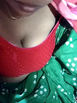 Snapshot of DARK_WINE_ chatting on 11-16-25, 10:48 DARK WINE online show from 11-16-25, 10:48