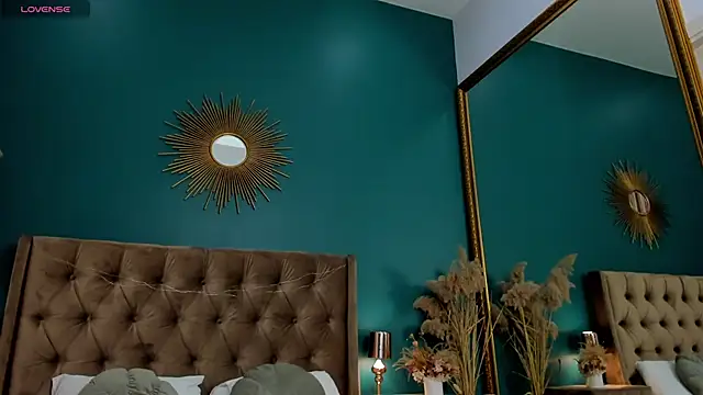 AprilWong online show from 03-16-25, 12:22