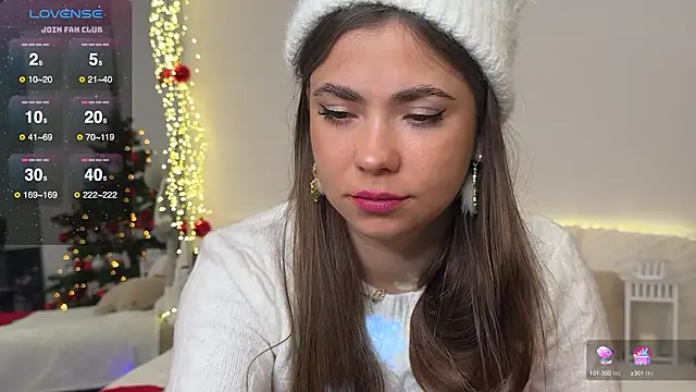 Snapshot of Mika_Miller chatting on 12-19-24, 07:18 Mika Miller online show from 12-19-24, 07:18