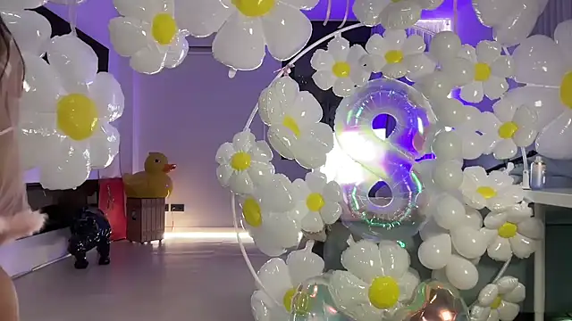 Mika Miller online show from 03-06-26, 09:44