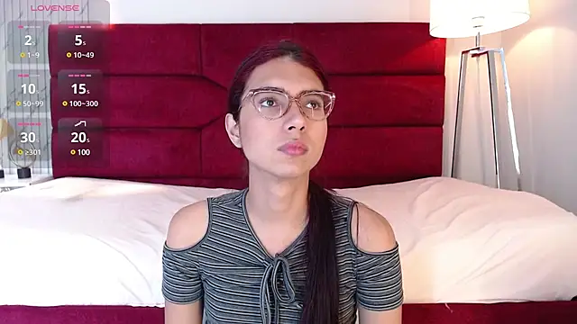 sara saenz99 online show from 01-24-25, 07:39