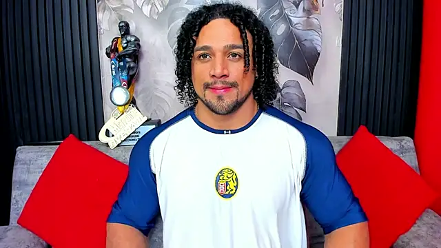 MikeEstevess online show from 01-06-26, 12:31