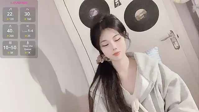 Qedgjwyz1 online show from 02-14-25, 03:47