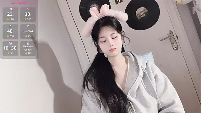 Qedgjwyz1 online show from 03-16-25, 03:14