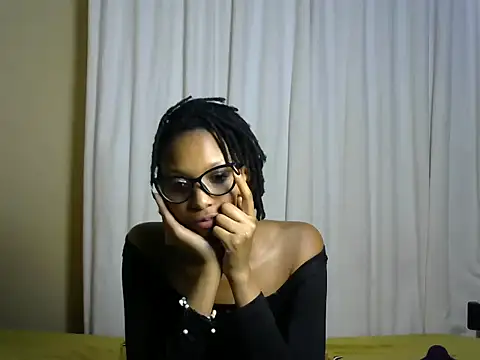 StarBarbiee online show from 10-25-25, 01:02