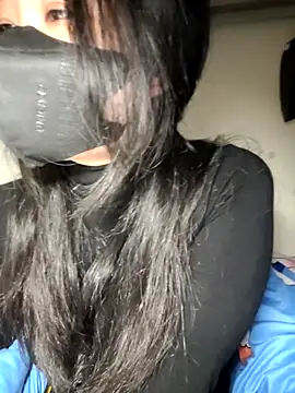 Snapshot of Athena20001 chatting on 02-15-25, 08:33 Athena20001 online show from 02-15-25, 08:33